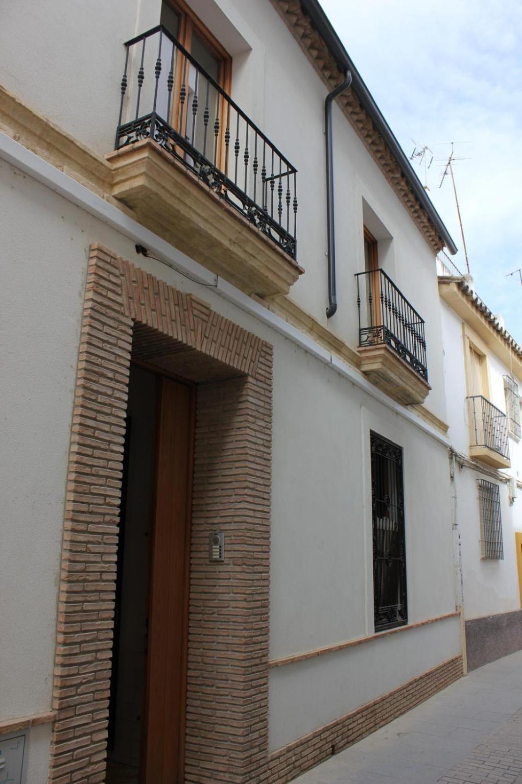 La Casa De La Escalera Bajo Derecha * Córdoba
